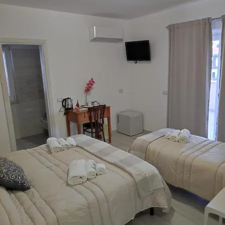 Ada Bed & Breakfast