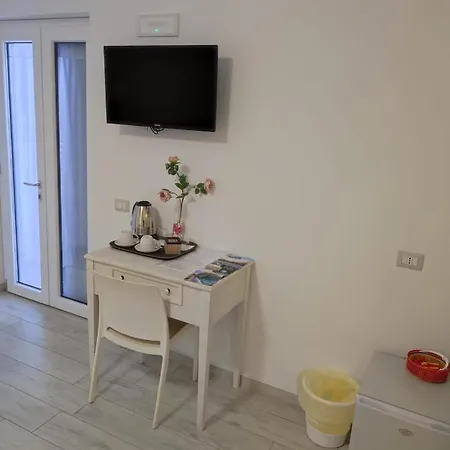 Ada Bed & Breakfast 4*